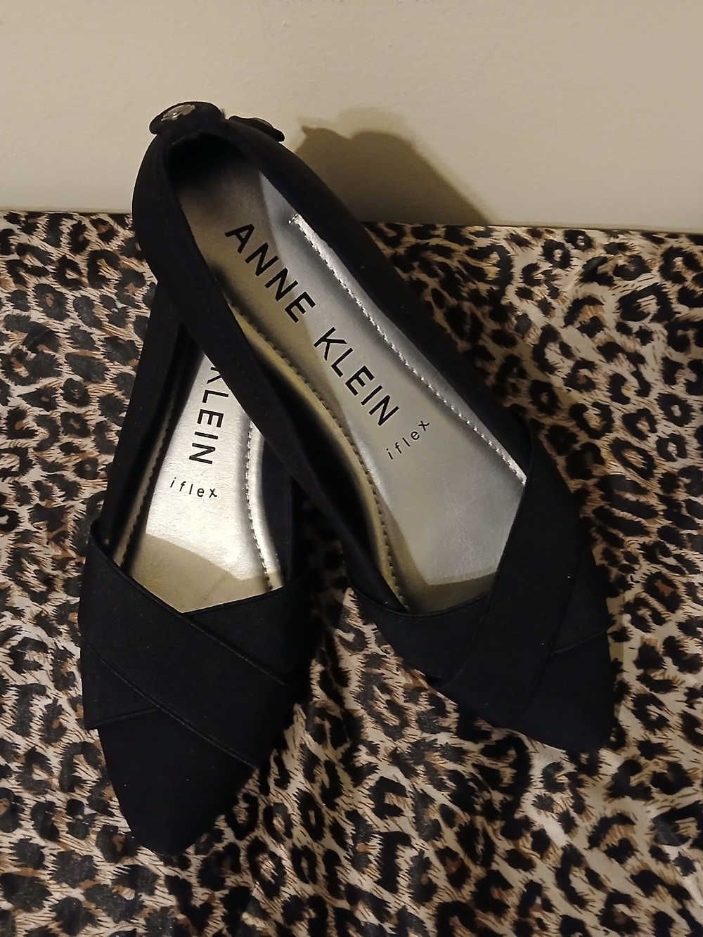 Anne Klein Black Pointed Toe Flats